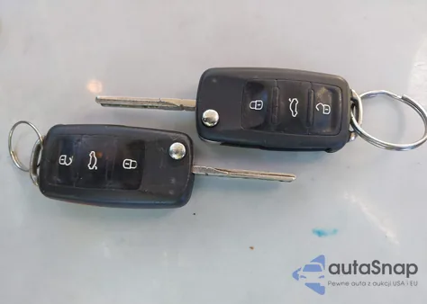 2011 Volkswagen Jetta 2.5L Sel из США, поврежденный, VIN 3VWLX7AJ1BM300331